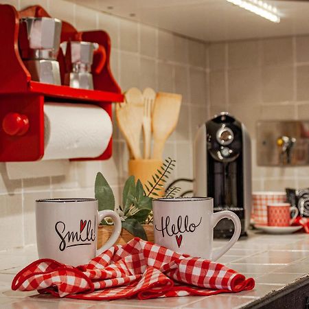 Il Rifugio A 3 Minuti Dai Traghetti Apartment Livorno Ngoại thất bức ảnh